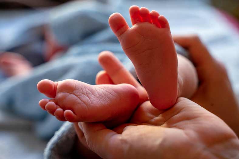 Accompagnement de maman et bébé avec les reflexes archaîques 